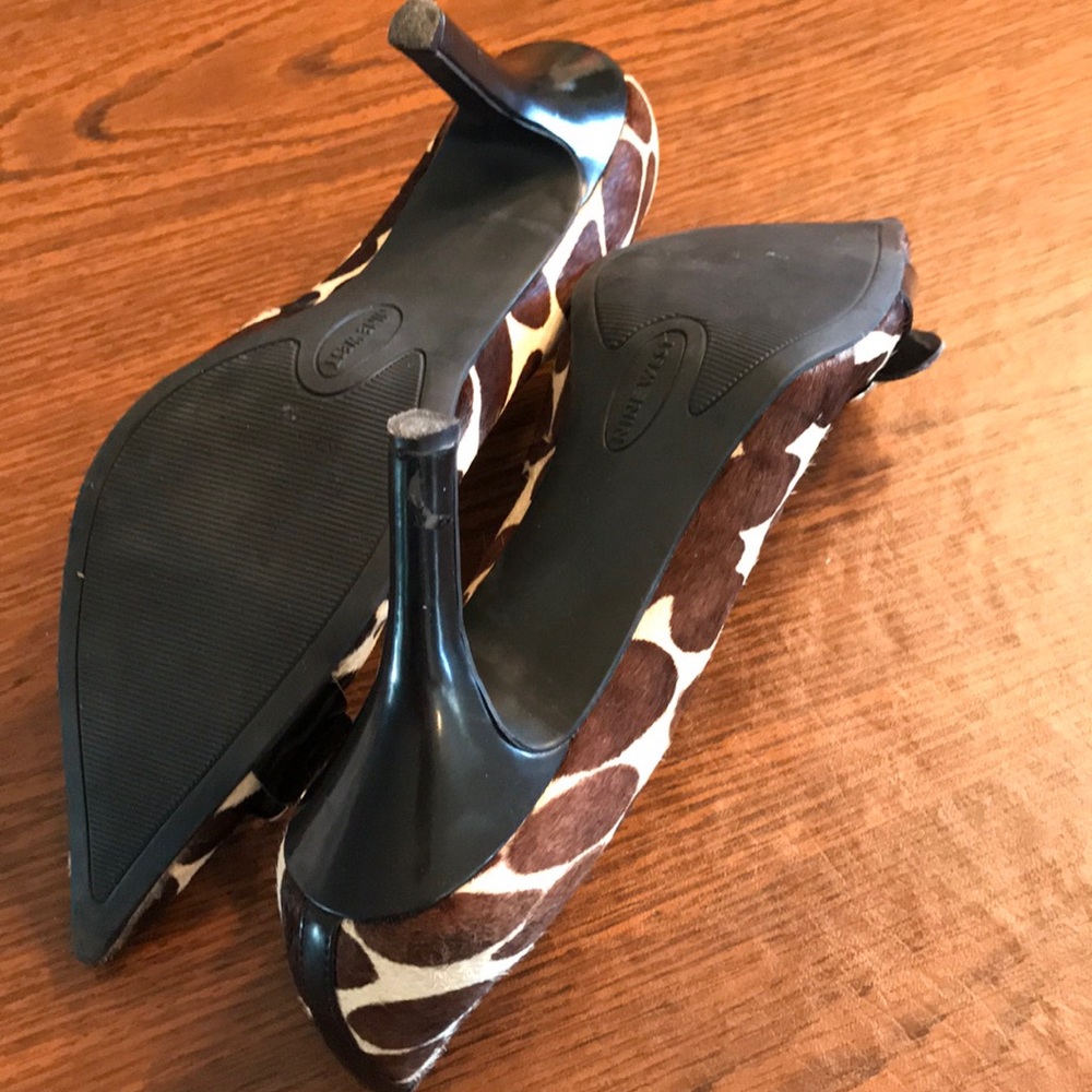 Shoes - Picture 2 of 2